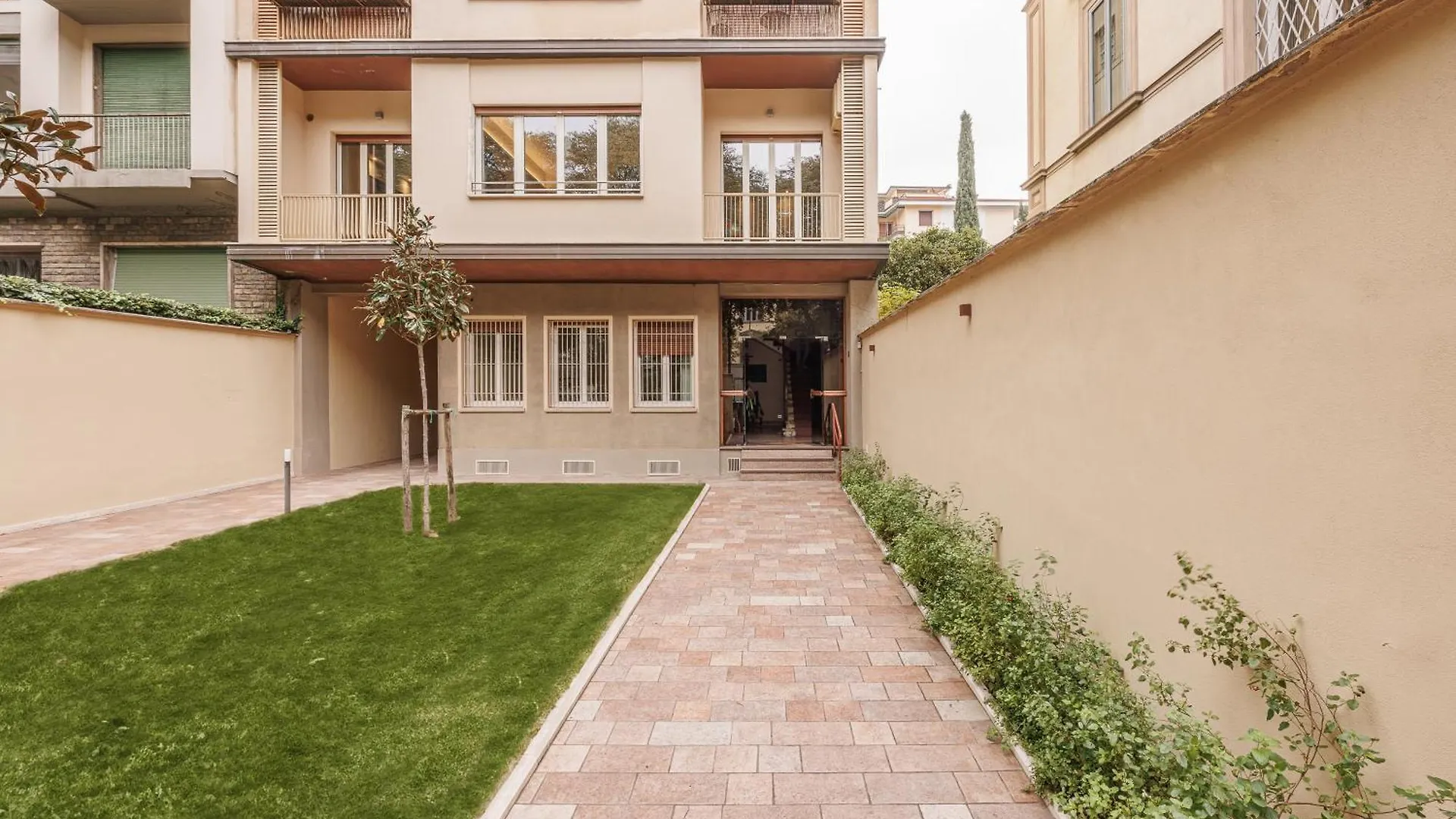Betty Florence Charming Modern Apartment Near Piazza Della Liberta 0*,  Italië