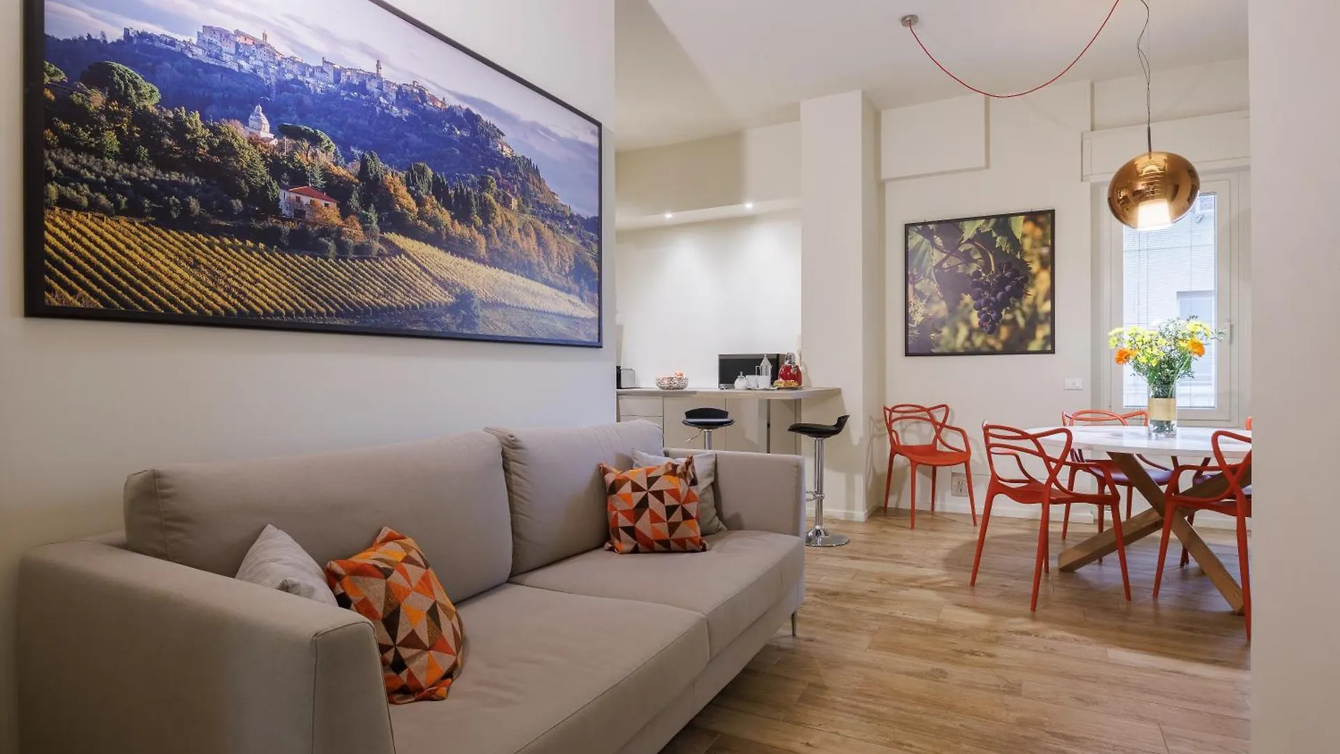 Betty Florence Charming Modern Apartment Near Piazza Della Liberta